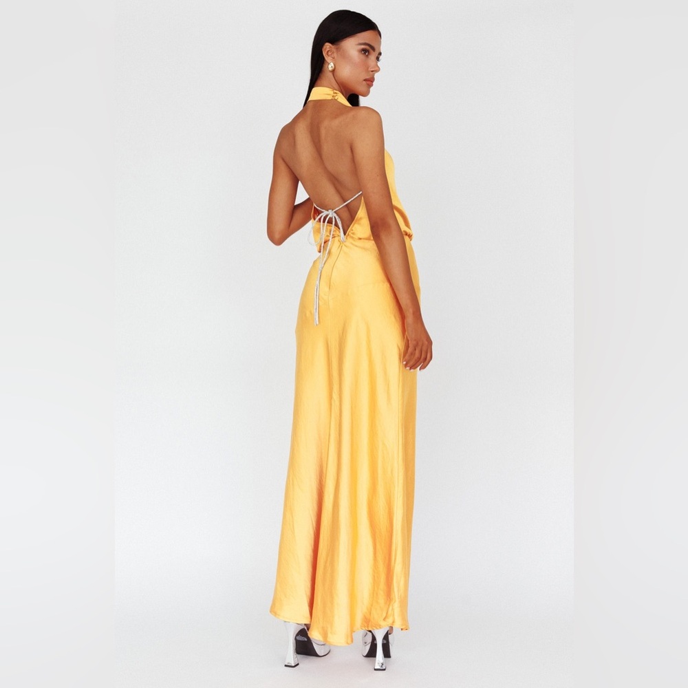 * SELFIE LESLIE AMALFI SUNSET COWL HALTERNECK MAXI DRESS SUN - Picture 1 of 15
